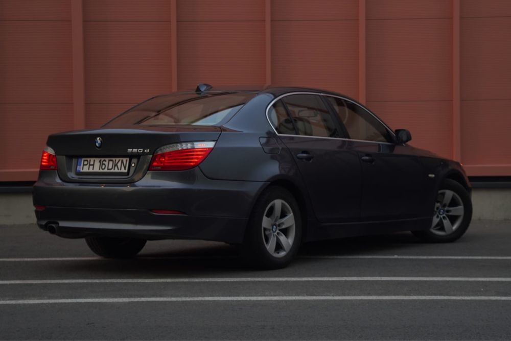 BMW 5 Series 2009 — imagine 3