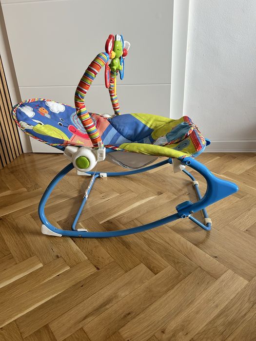 Бебешки шезлонг люлеещ