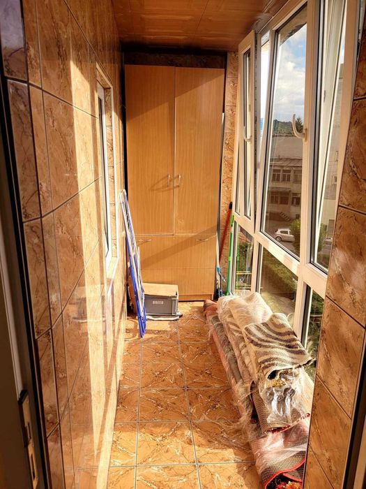 Apartament 2 camere ultracentral Brad, mobilat plata in RATE