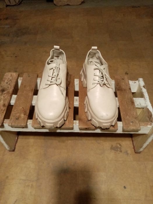 Продам туфли ghhh