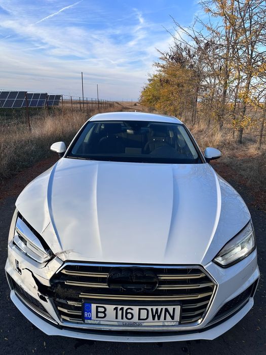 Audi a5 b9 2019 ușor avariat!!