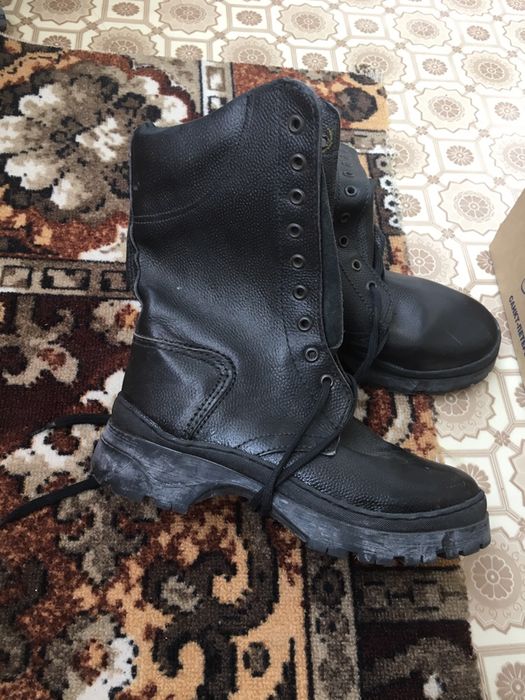 Продам кожаные берцы