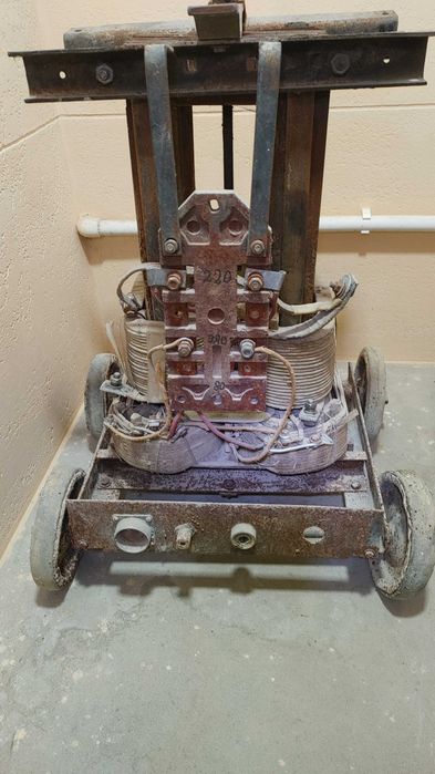 Продам сварочный апарат советский