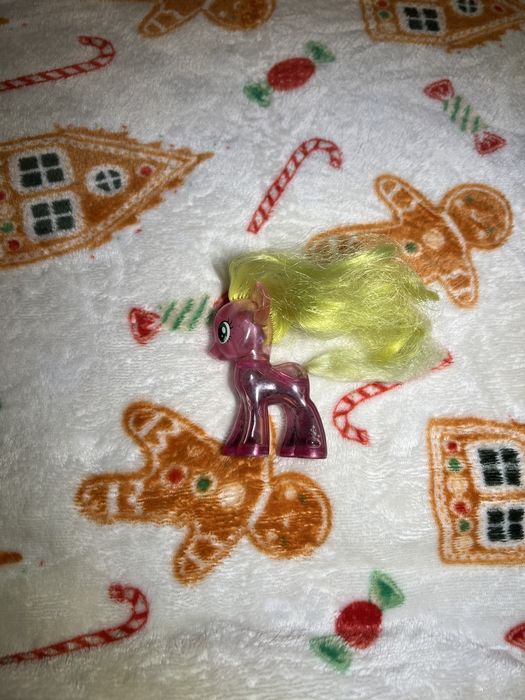 Figurină My Little Pony Cheerilee ediție specială transparentă