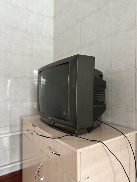 Телевизор работает полностью