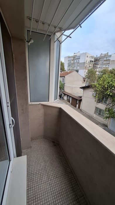 Дава се под наем Двустаен апартамент в Варна, Лятно кино Тракия - 55 кв.м за 433.5 € - Снимка #13