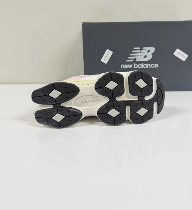 New Balance 9060 Rose Sugar