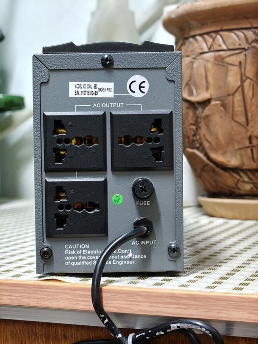 Продам ИБП Crown