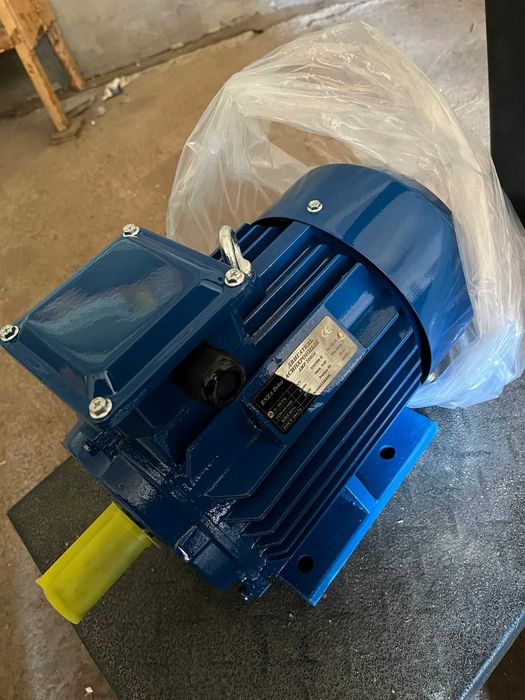 Электродвигатель Моторы