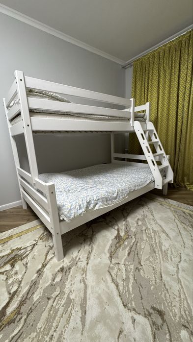 Двухъярусный кровать