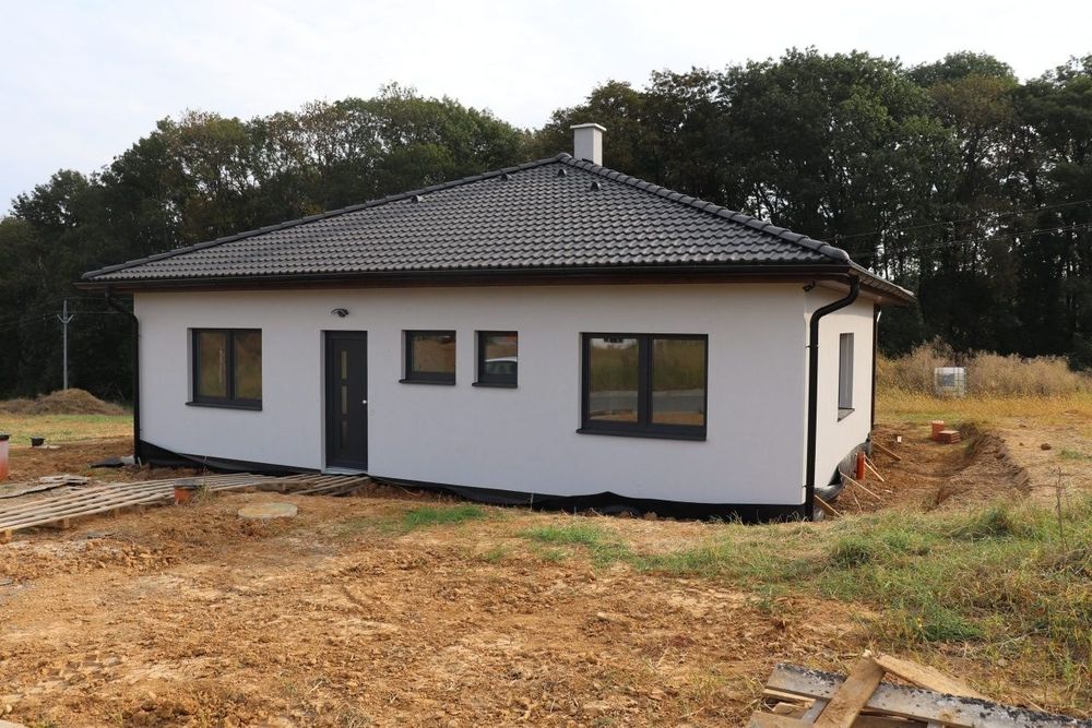 Vand casa modulara 8x8 – structura metalica premium