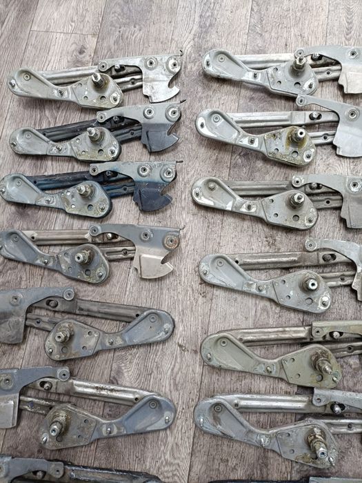 Навес капота Мерседес w124