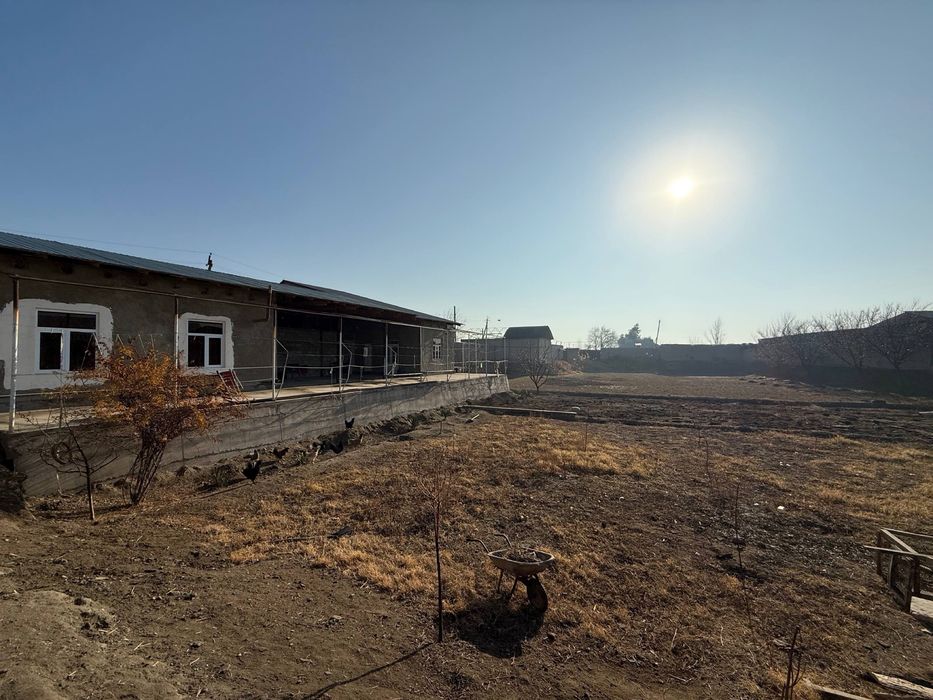 Umumiy maydoni 35 sotiqli  hovli sotiladi