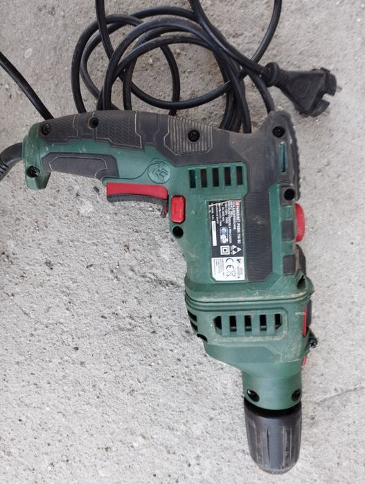 Продавам бормашина Parkside