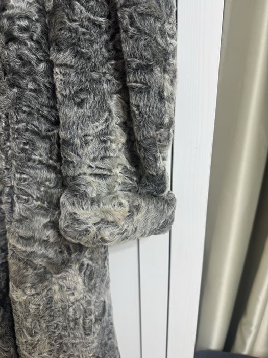 Продам шубу КАРАКУЛЬЧА