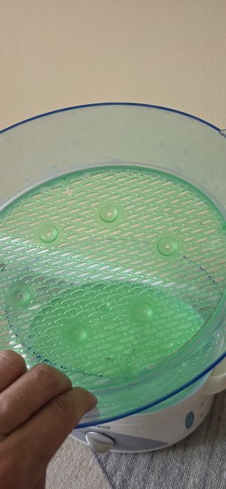 Электрическая пароварка/мантоварка