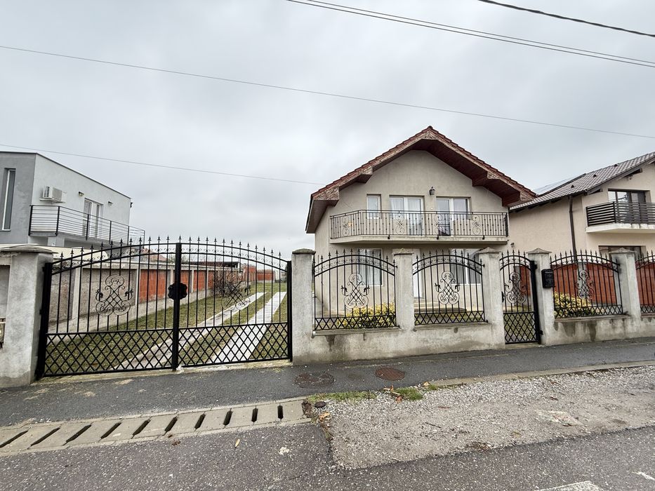 Casa de vanzare in Santandrei