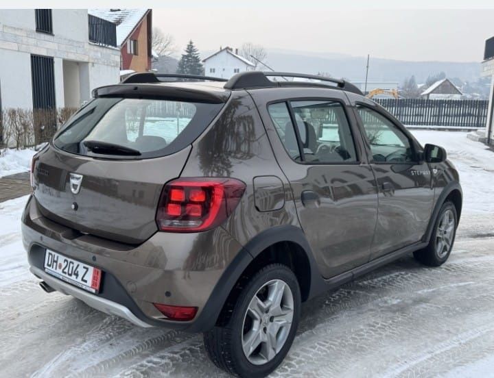 Sandero Stepway 1,5 dci  E 6
