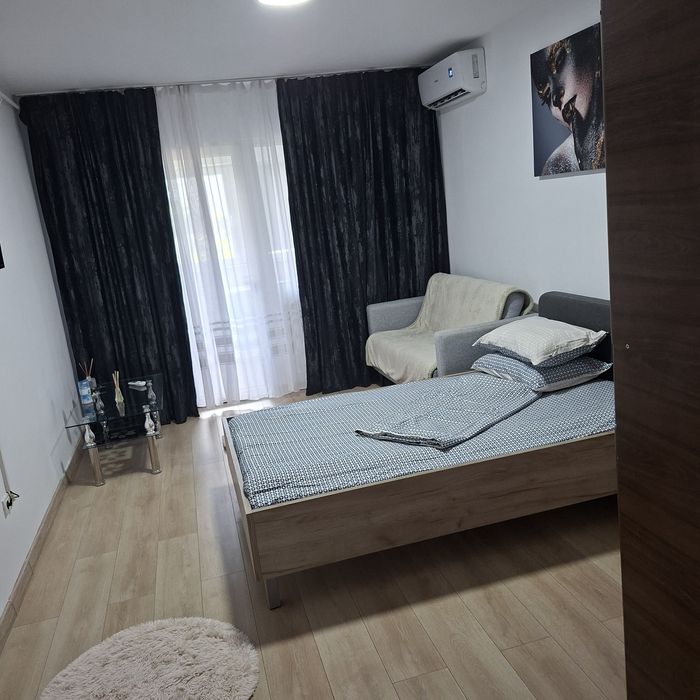 Garsoniera de închiriat