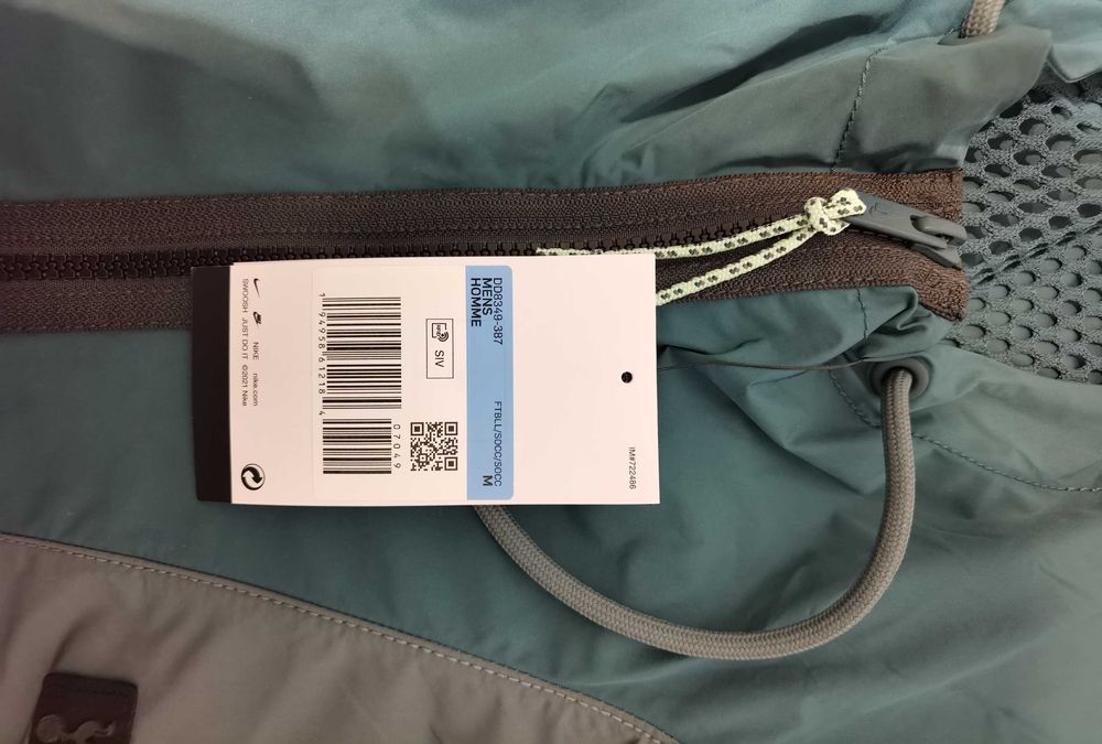 Jacketa Nike Tottenham Hotspur, PRODUS NOU CU ETICHETA, MARIMEA M