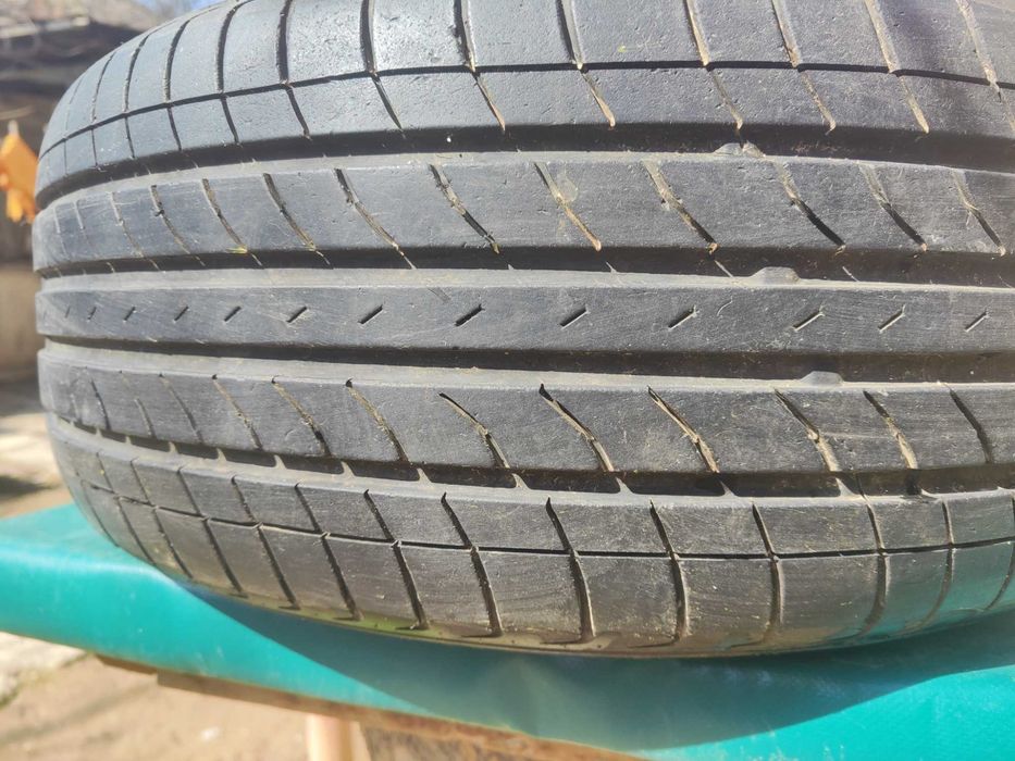 Продаю комплект R15 дисков с резиной