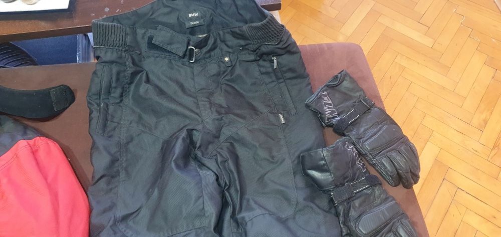 Яке панталон и ръкавици