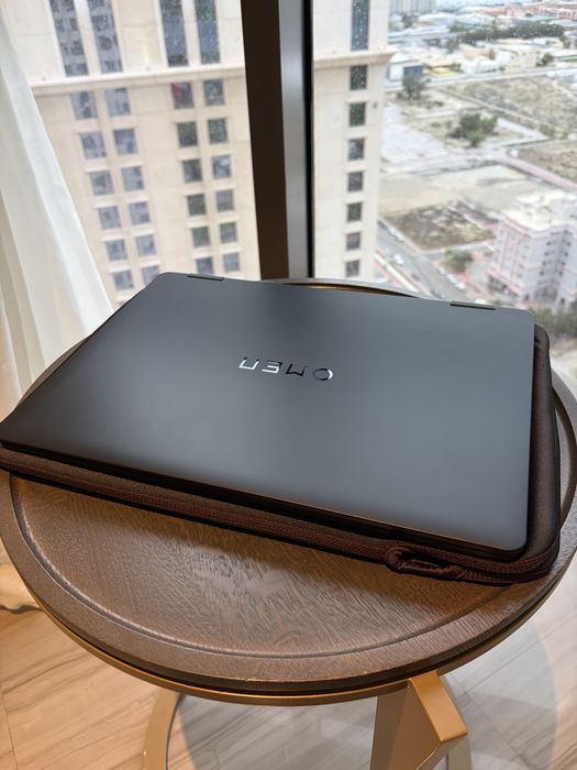 Laptop Gaming Hp OMEN 5060 rtx, 240hz,32gb ram ddr5, ryzen ai CA NOU!!