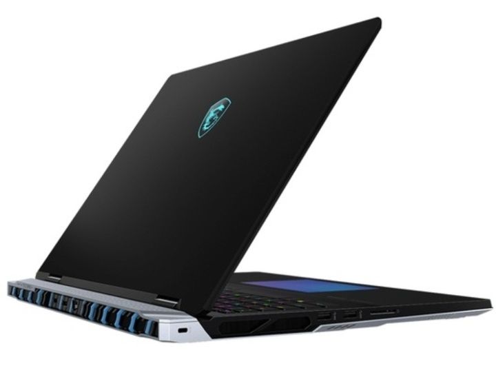 Laptop gaming 18" 4K 120Hz MiniLed Msi Titan i9 14900HX RTX 4090