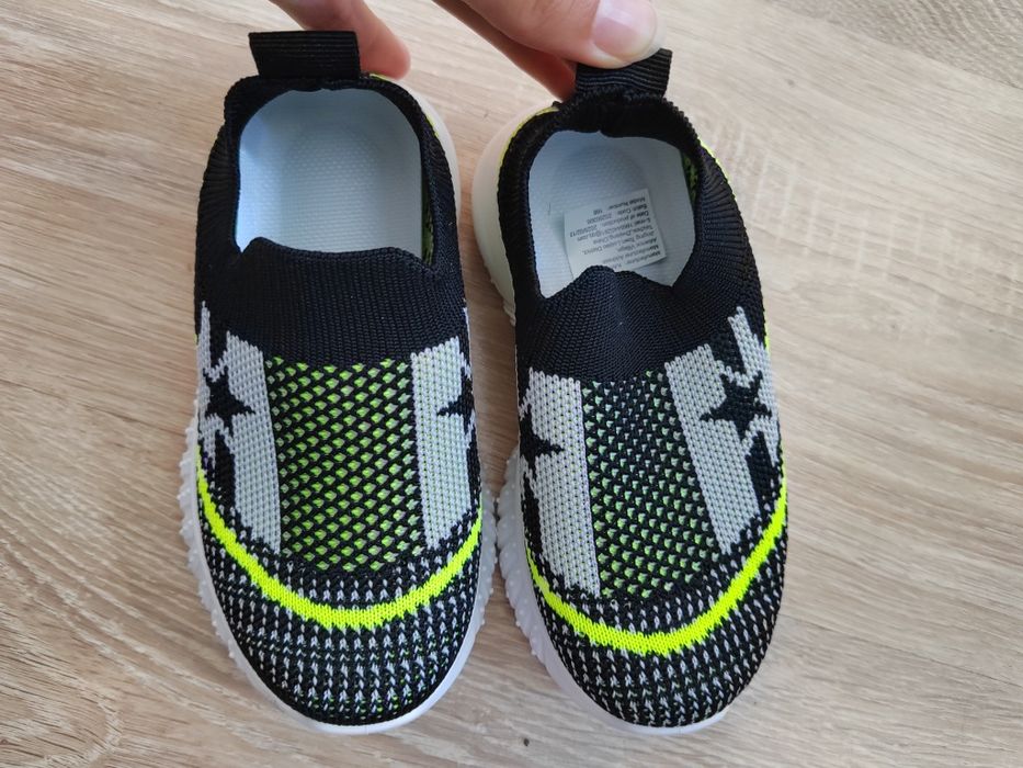 Детски обувки за градина