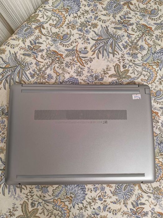 HP 250 G8 | Core i5 | GeForce MX130 | SSD | Отличное состояние