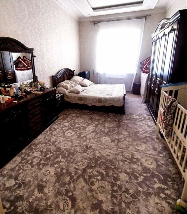 Uy sotiladi 4 sotix 4 xona + padval