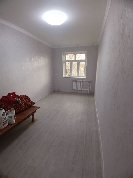 Продаётся! 2-х комнатная квартира. Микрорайон 1-остановка