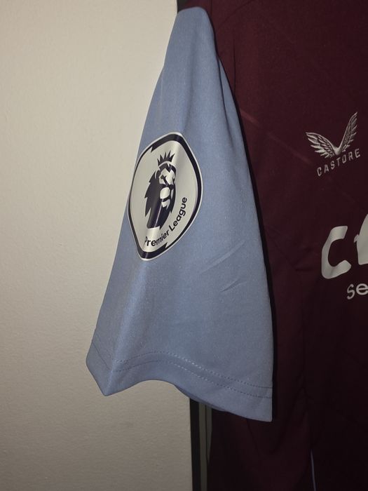 Tricou oficial Aston Villa KAIYUN cu autografe 2