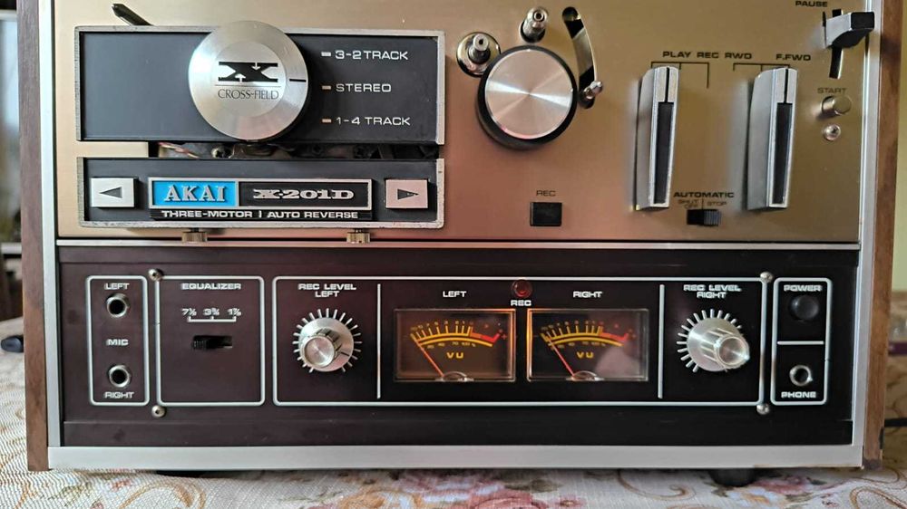 Magnetofon Akai X 201D Autorevers.