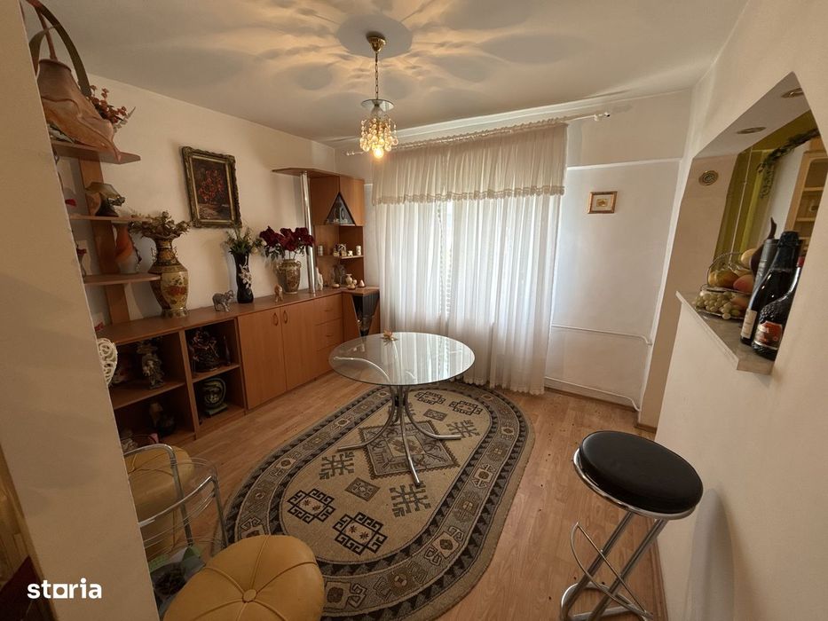 Apartament Duplex | 5 Camere | Scară Interioară | Dunării, Alexandria