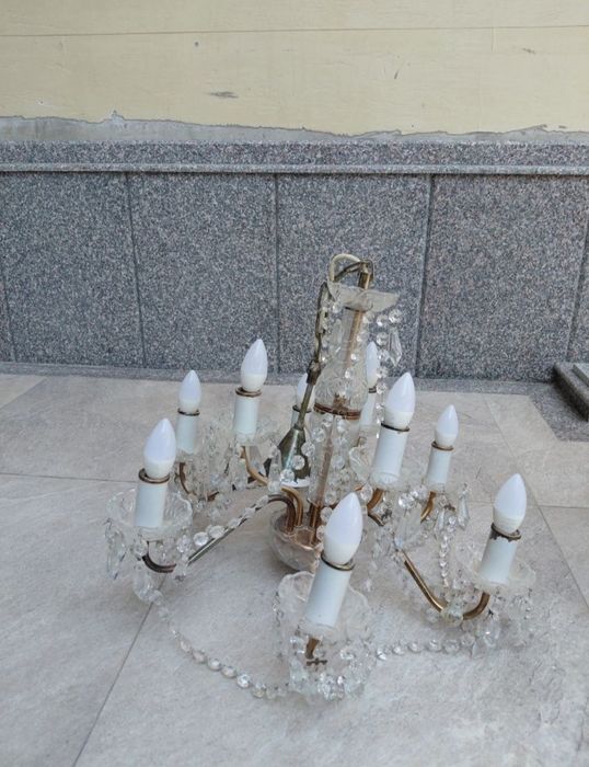 Хрустальная люстра