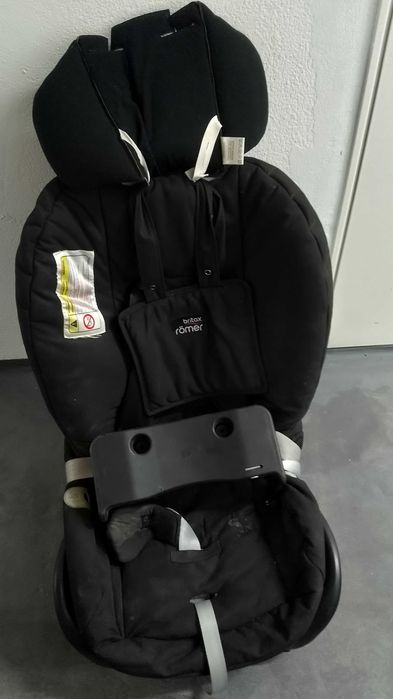 Pachet copii 0-8 ani (conține scaun de mașină Britax Römer, scaun de bicicletă, cărucior și patine)