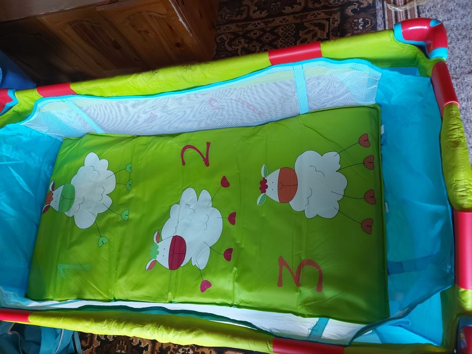 Бебешка кошара на две нива