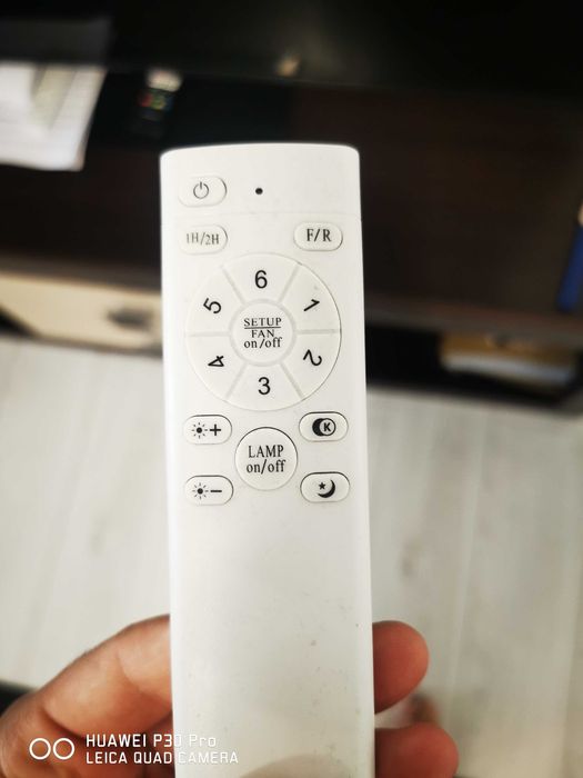 Vând lustra de tavan led moderna