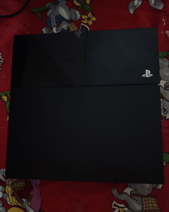Ps4 500GB fara controler