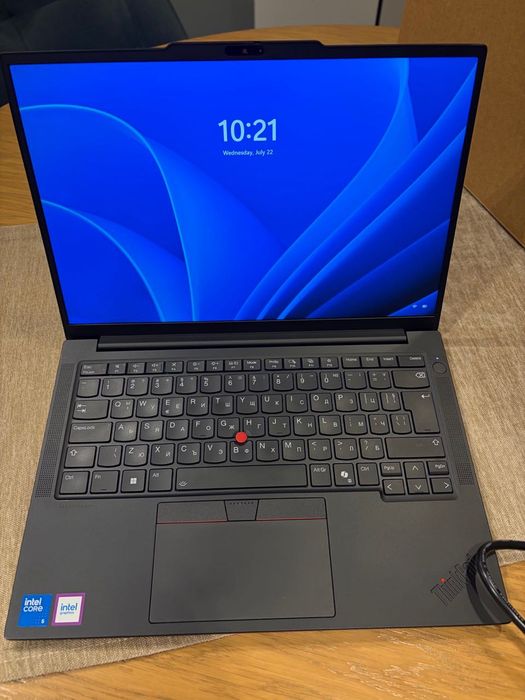 Продавам като нов Лаптоп ThinkPad E14 Gen 7 - 14" В ГАРАНЦИЯ Intel Core 5 210H (8-ядрен), 16GB DDR5, Intel Graphics, 1TB PCIe SSD, Windows 11 Home