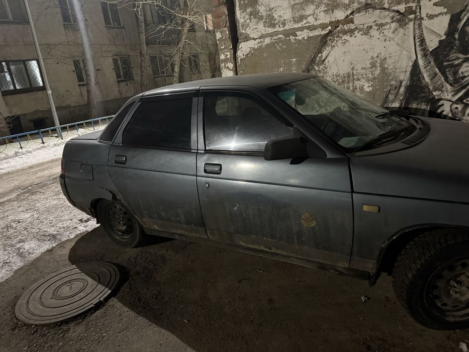 Продам машину ваз 2110
