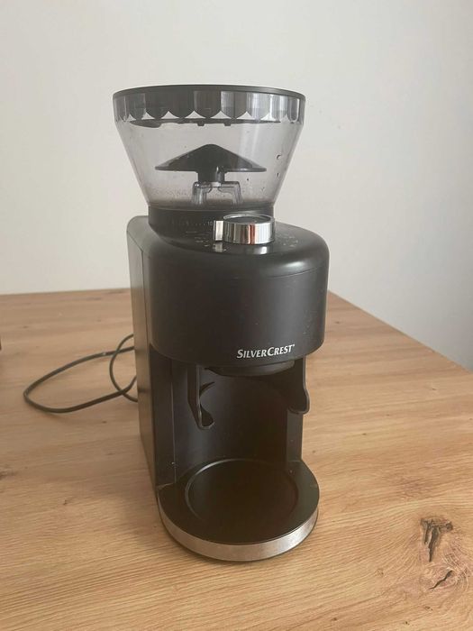 Set cafea: Espressor Samus + râșniță SilverCrest (conical burr)