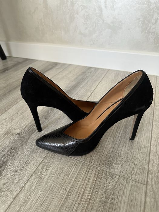 Продам очень красивые,классные  туфли