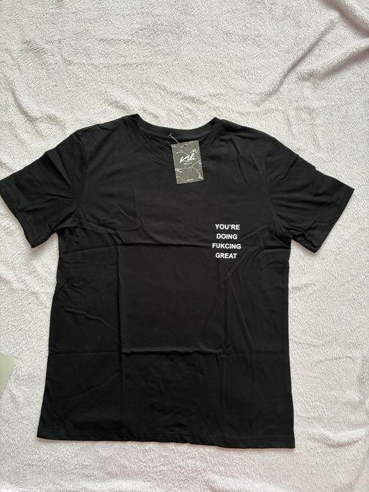 Черна памучна тениска