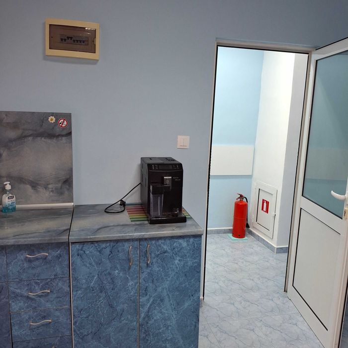 Стоматологичен кабинет с едно работно място