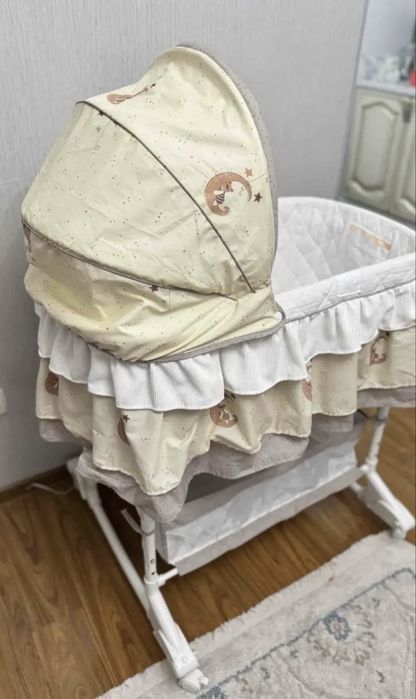 Продам детскую кроватку