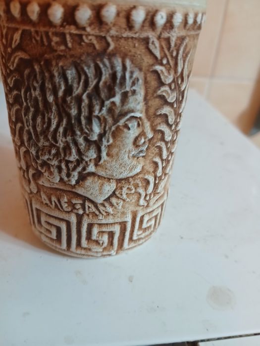 Чаша за вода,чай,кафе,мляко с антични мотиви