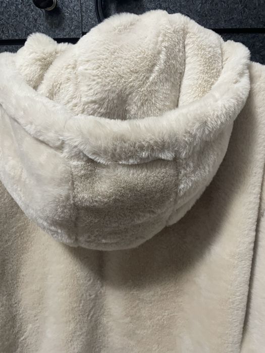 Пухкаво палтенце Бершка