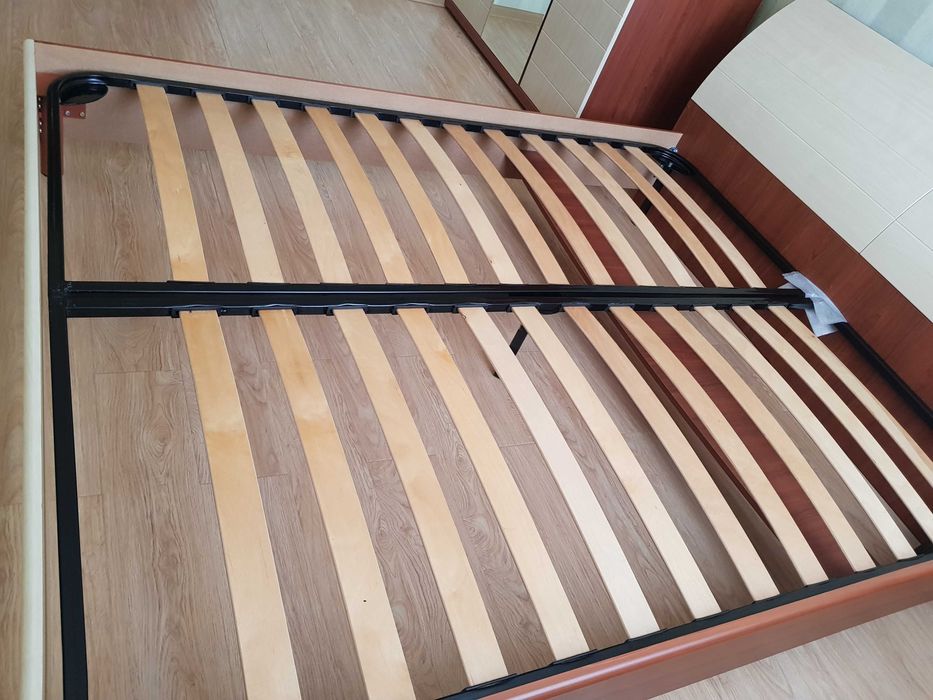 Кровать от спального гарнитура  "Гретта"